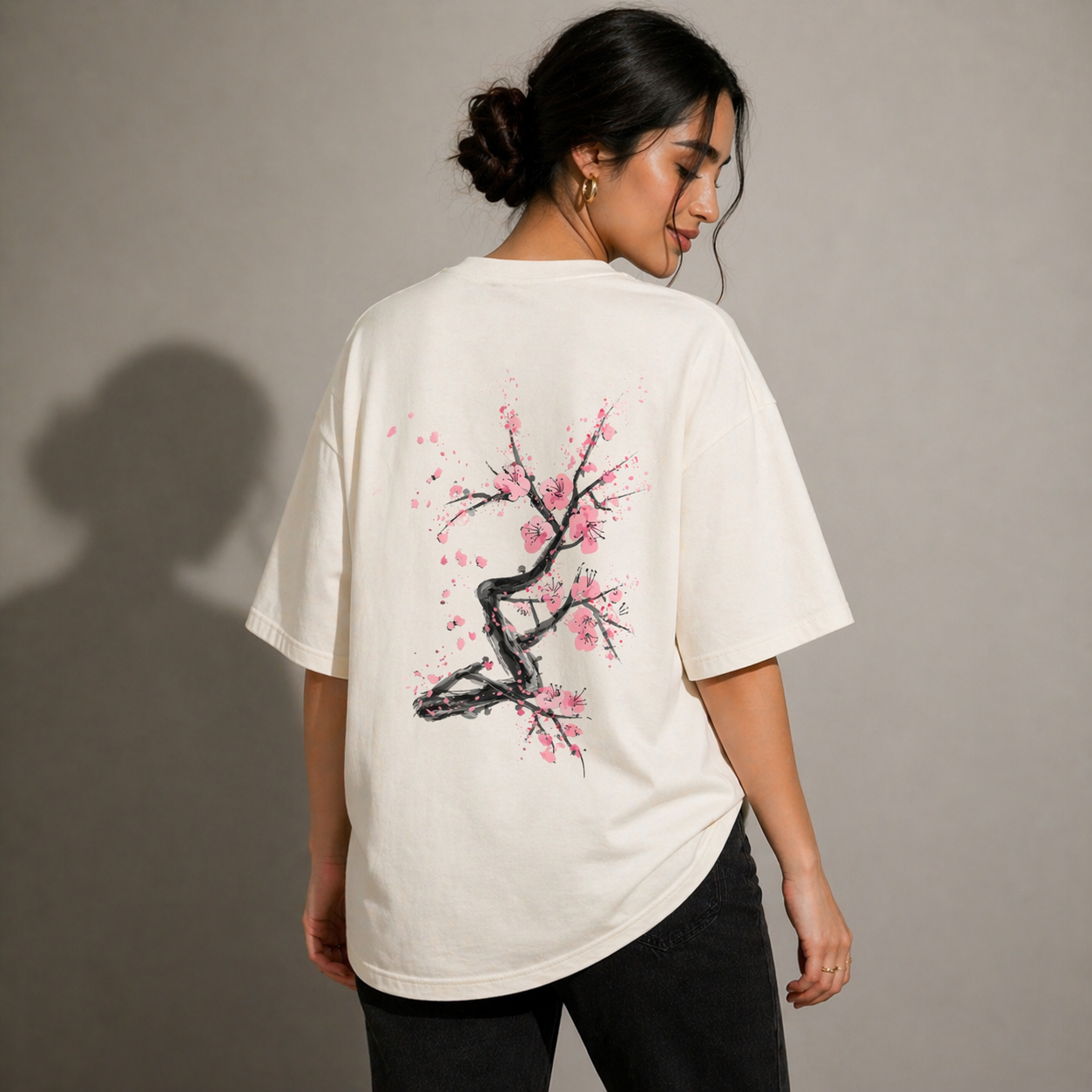 Sakura Bloom – Women’s Oversized T-Shirt