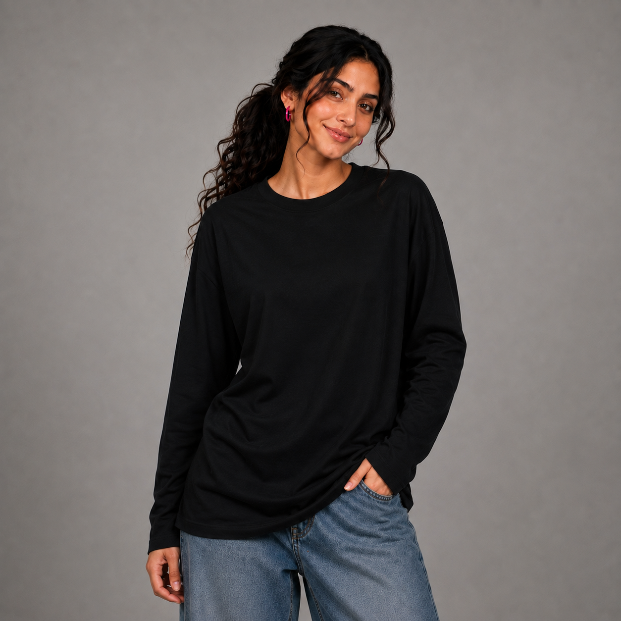 Core Tee – Women's Relaxed Fit Long Sleeve T-Shirt