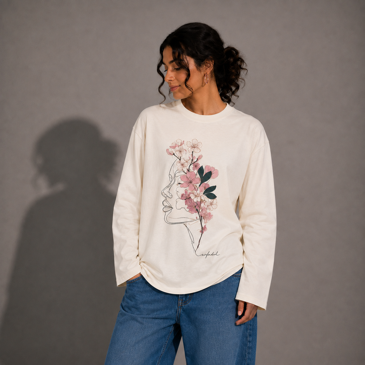 Floral portrait – Women's Relaxed Fit Long Sleeve T-Shirt