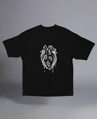 Heart of Eyes – Unisex Oversized Tee